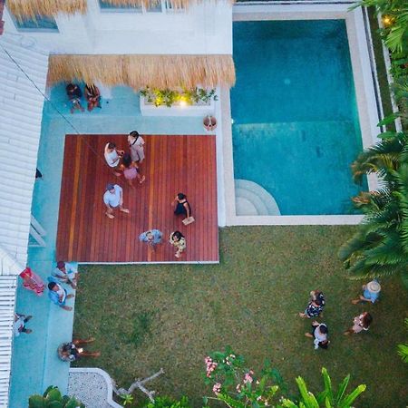 Guru Canggu المظهر الخارجي الصورة