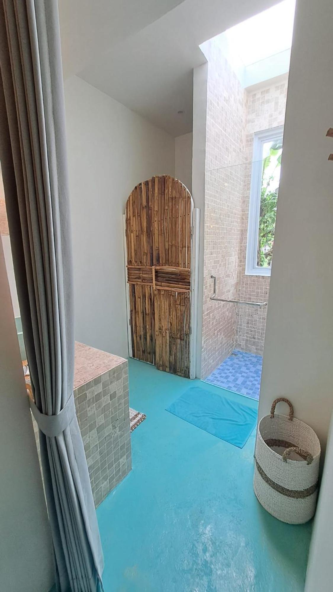 Guru Canggu المظهر الخارجي الصورة